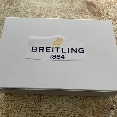 Pack cumpleaños Emmanuelle 2024 guantes y aceite